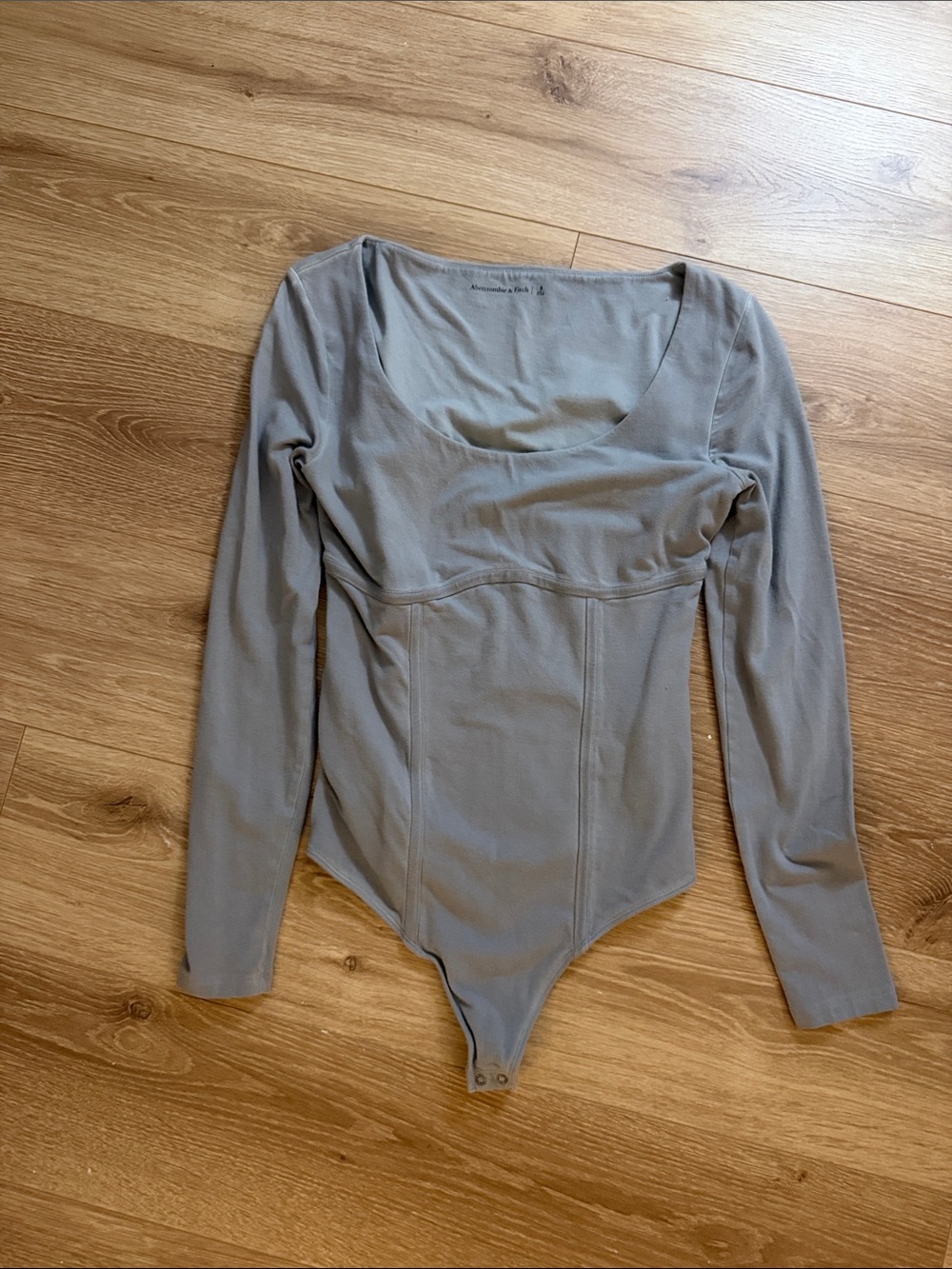 Abercrombie & Fitch Scoop Neck Long Sleeve Bodysuit - Light Gray